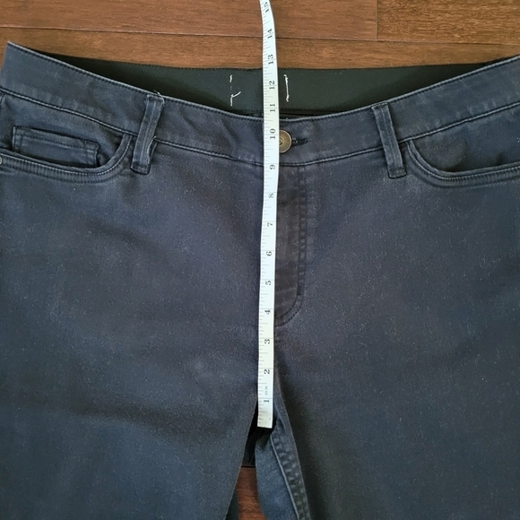Liz Claiborne Dark Navy Straight Leg Stretch Waist Soft Denim Jeans Size 16 - Picture 6 of 8